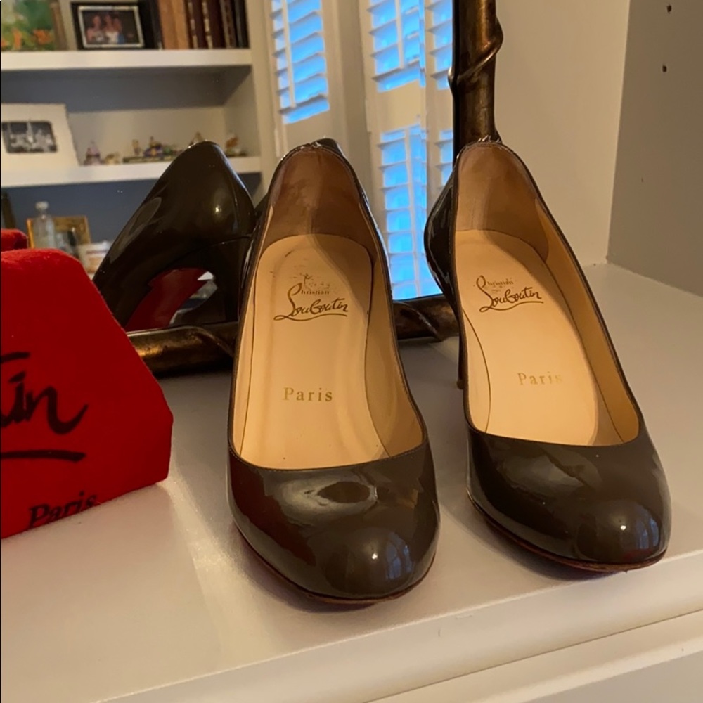 Tan Christian Louboutin round toe pumps